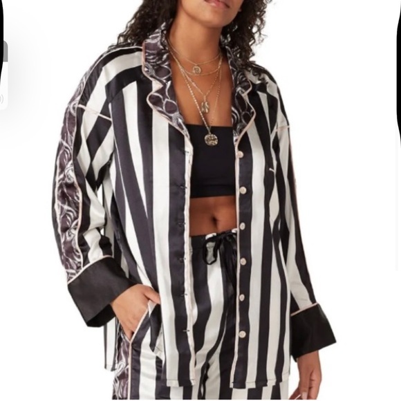 We Are HAH Black & White Striped Pajama Set XL - Picture 3 of 11